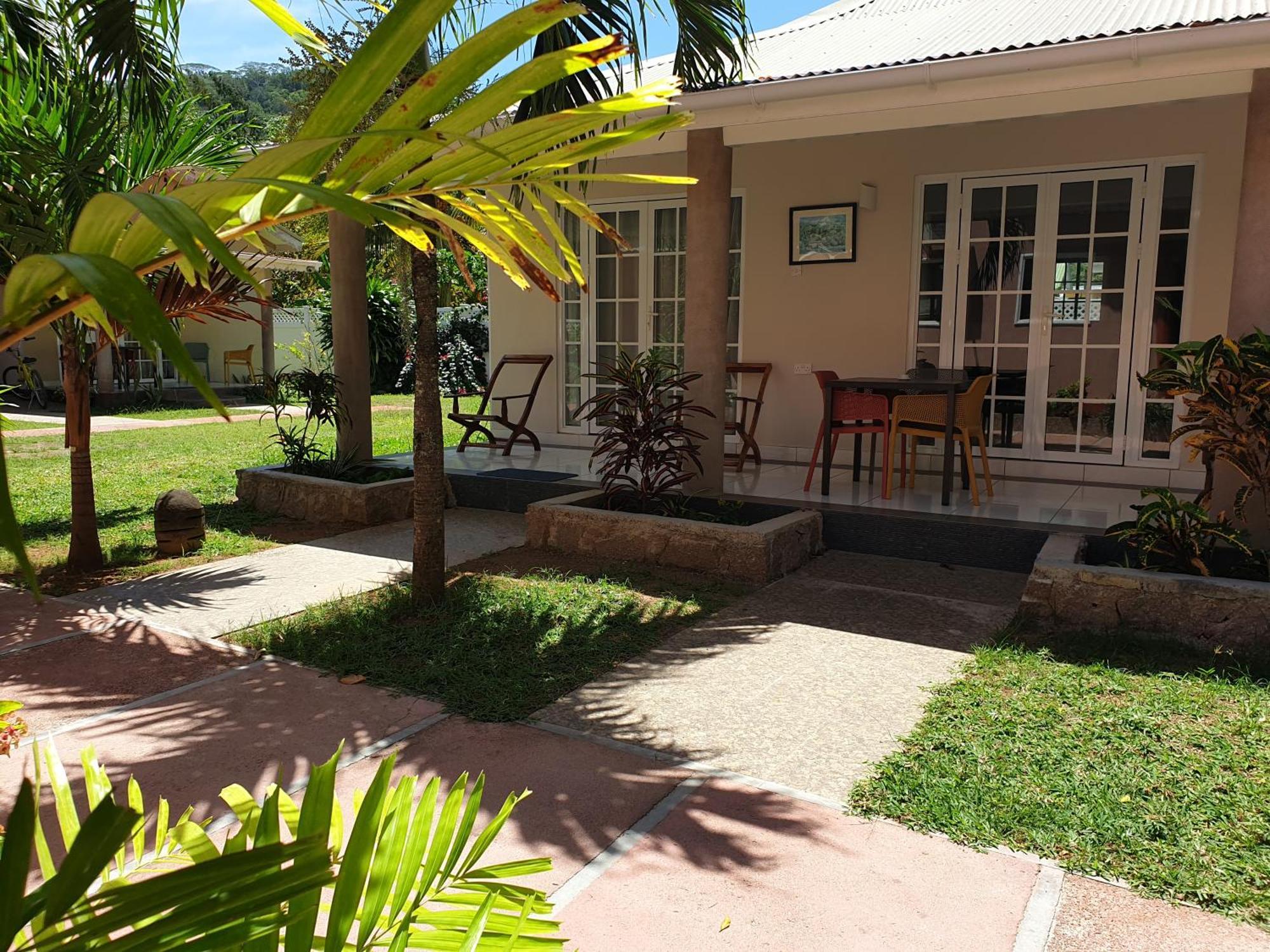 Hotel Authentique 3*