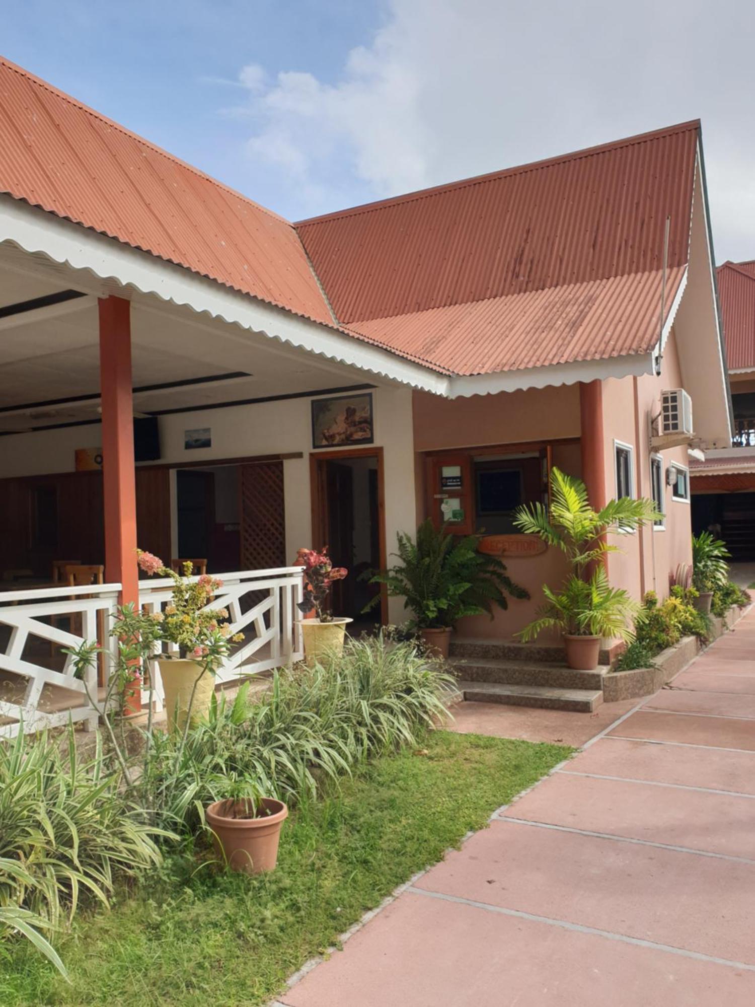 Authentique Hotel 3*