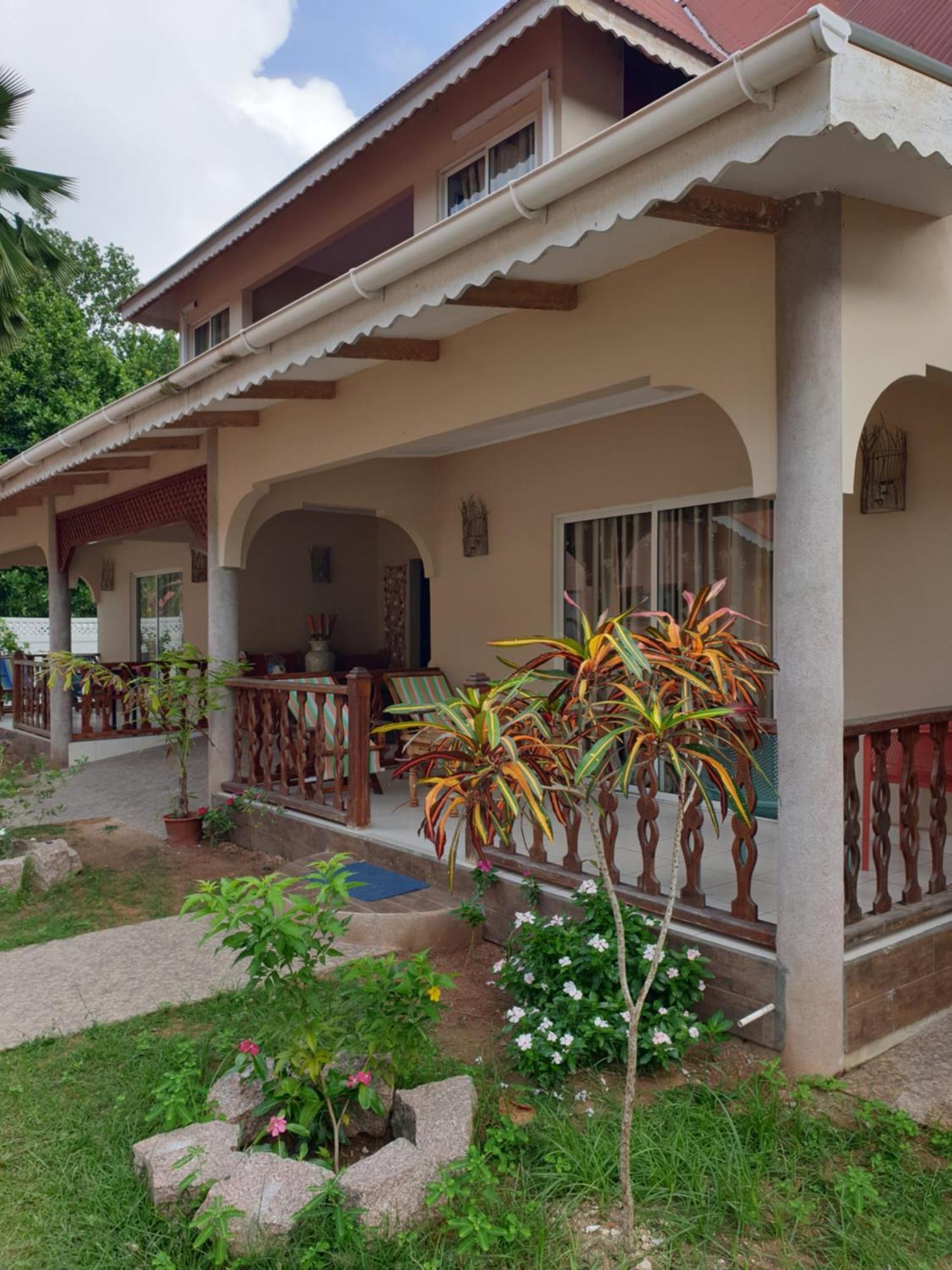 Authentique Hotel La Digue