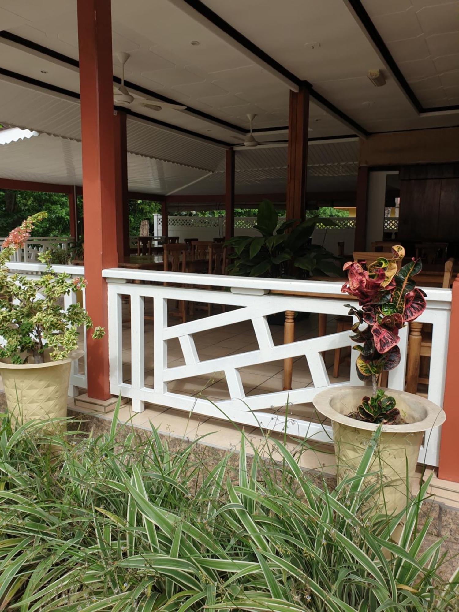 Authentique Hotel