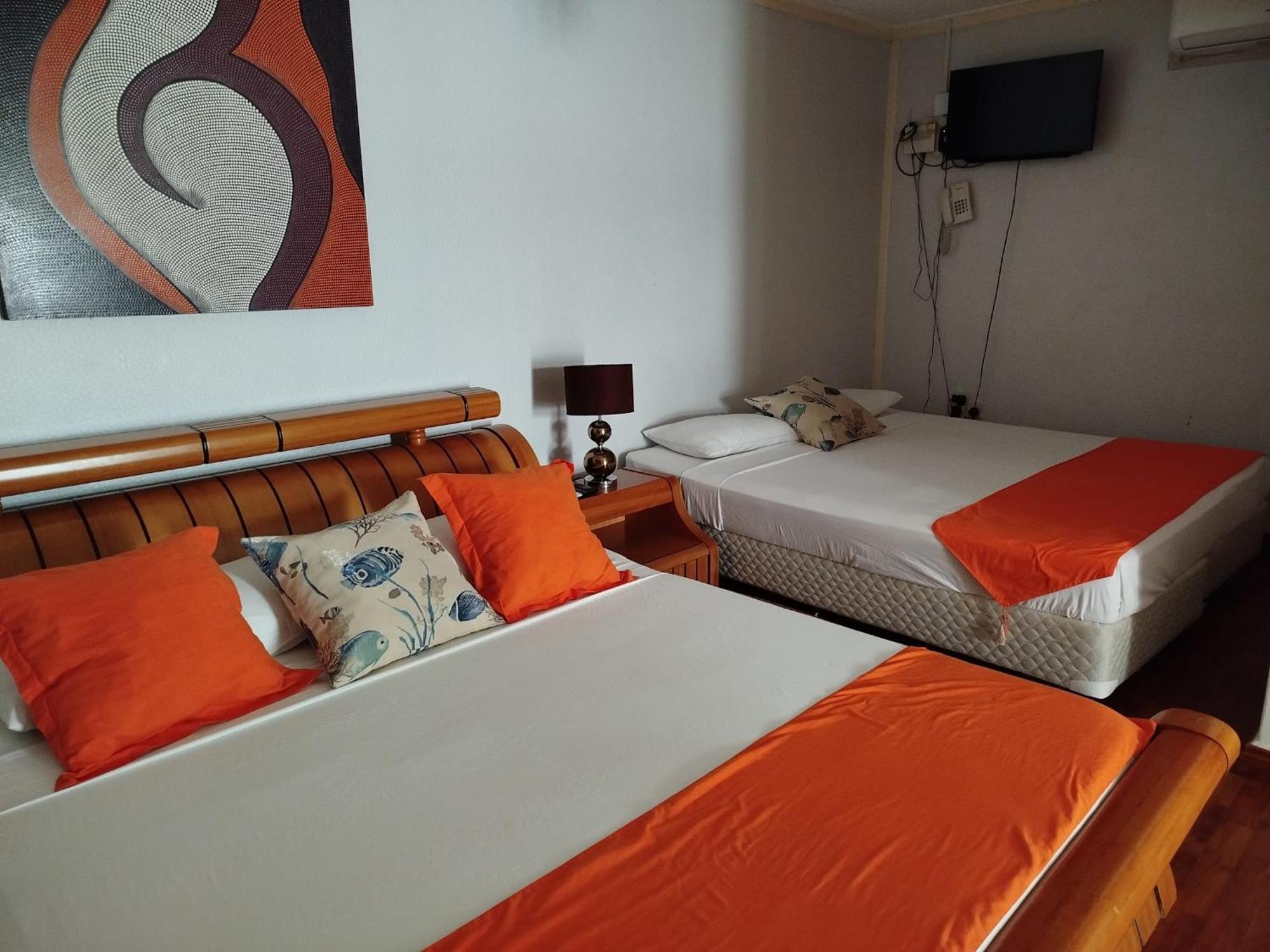 Authentique Hotel 3*